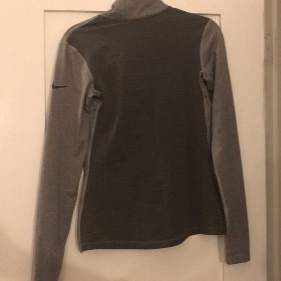 Nike Dri-Fit Grey Quarter Zip Up - Picture 3 of 4